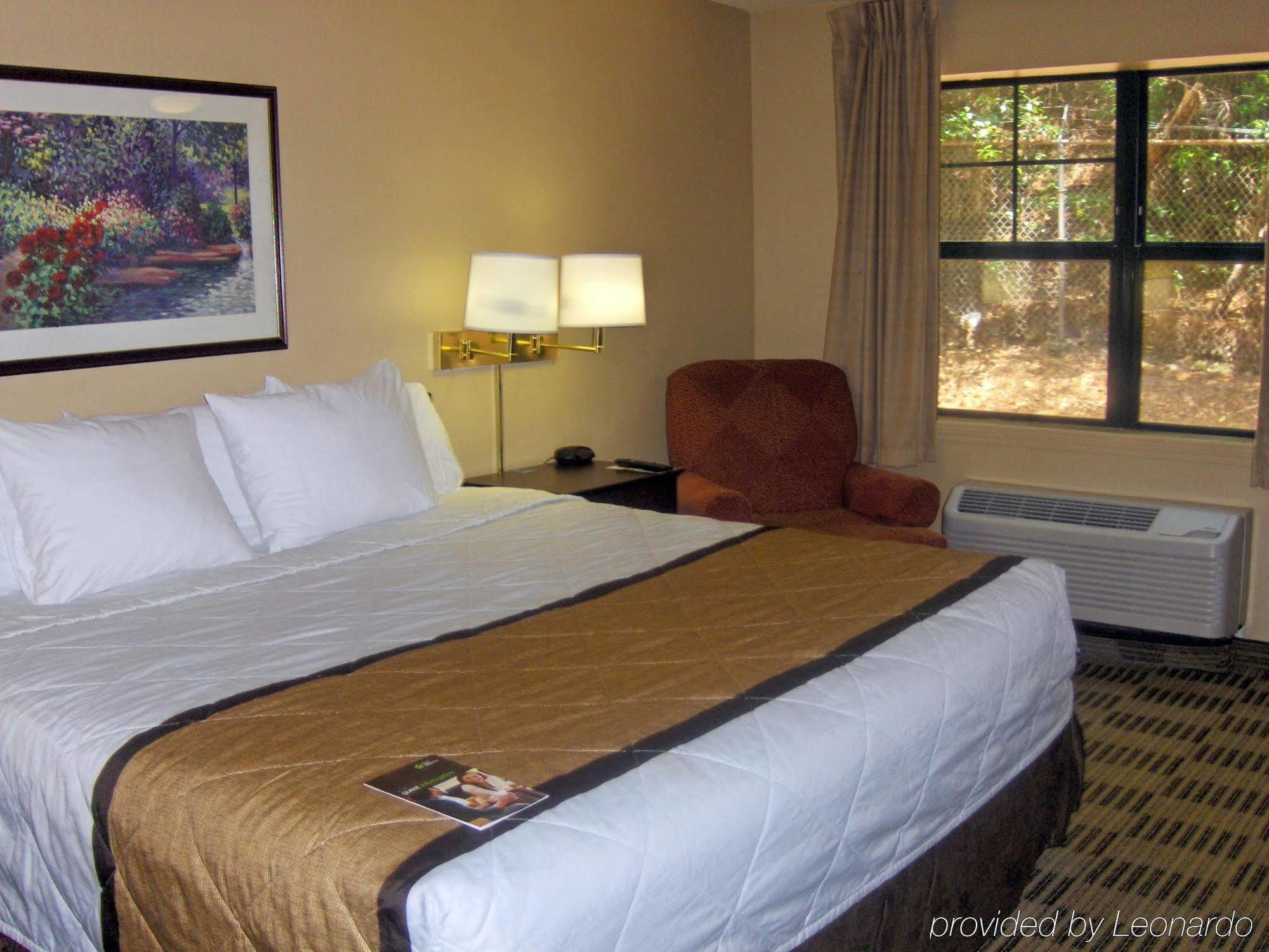 Extended America Select - Atlanta - Marietta - Windy Hill Hotel 2*